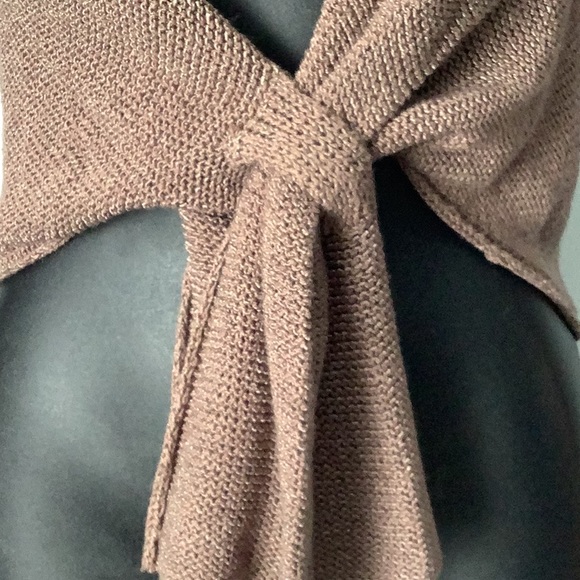 LAURA PETITES |Cropped Sweater - Picture 11 of 14